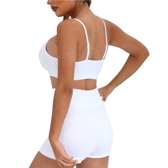 Women White 2 pieces Seamless High Waist Shorts and Bralette Size - Picture 3 of 5